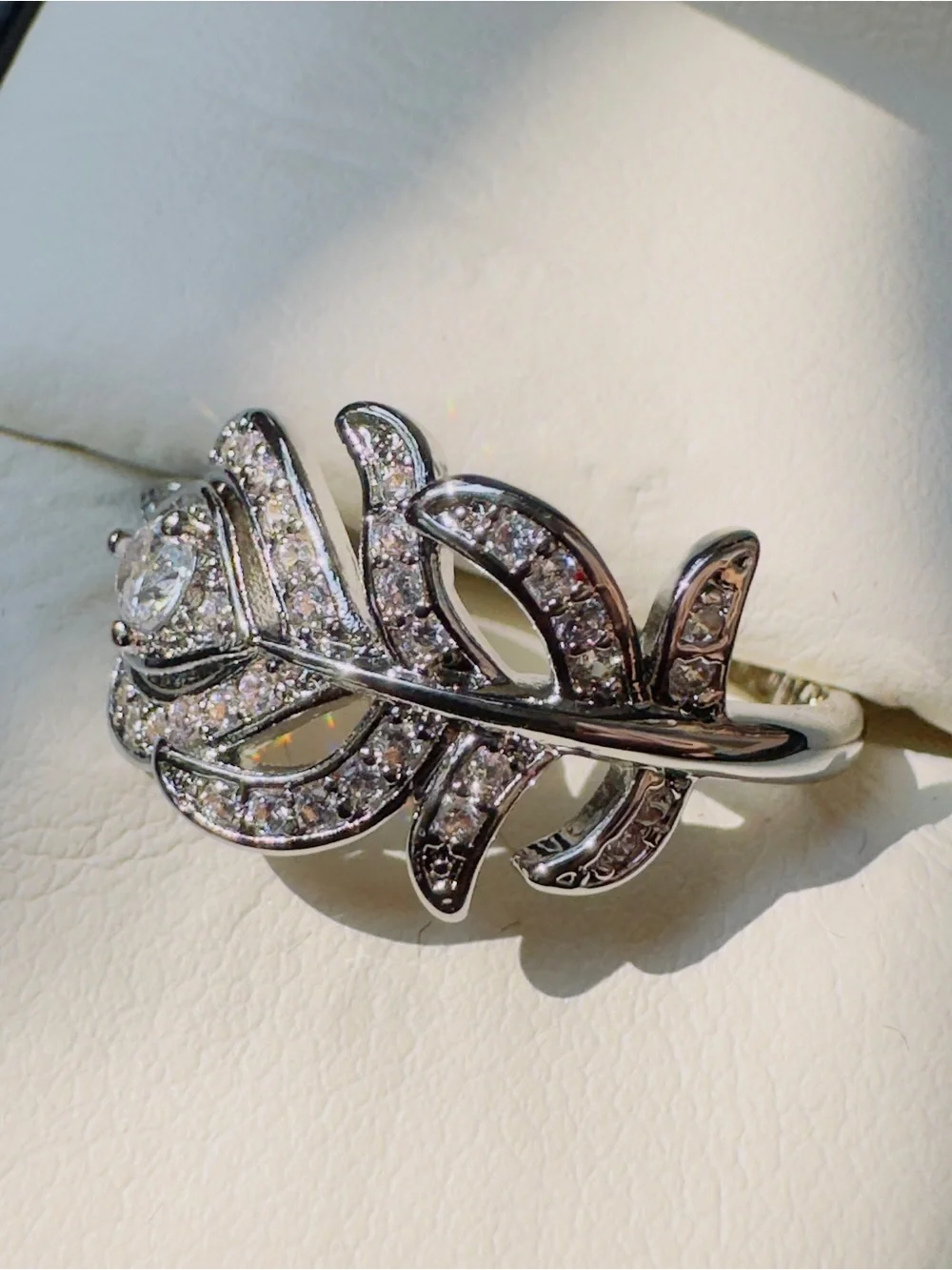 Silver Leaf Crystal Cocktail Ring - Sparkling White Stones